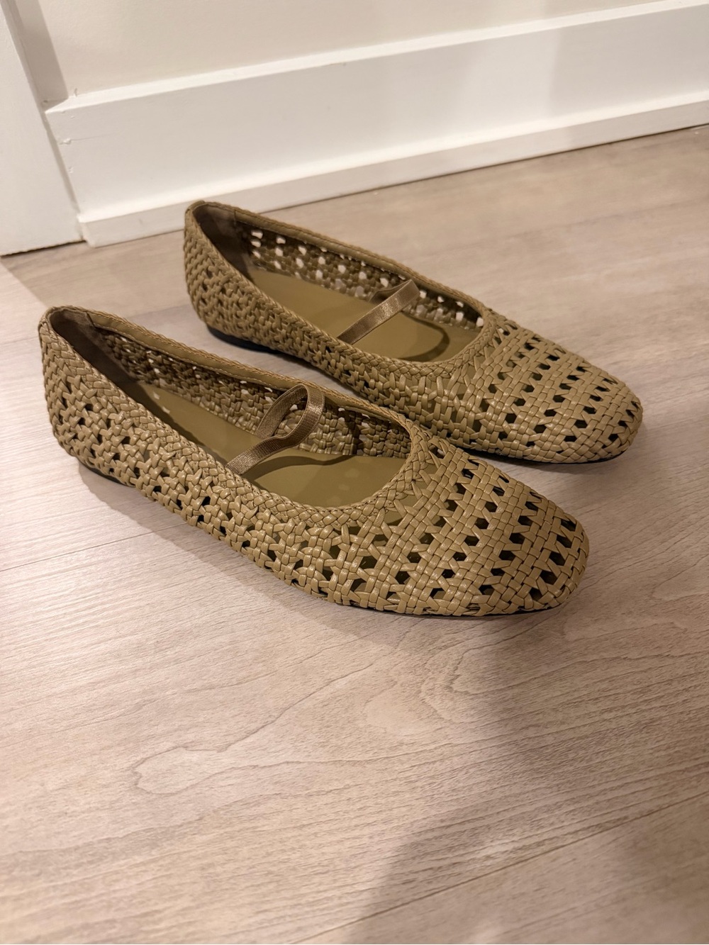 Vince woven Mary Jane baller flat